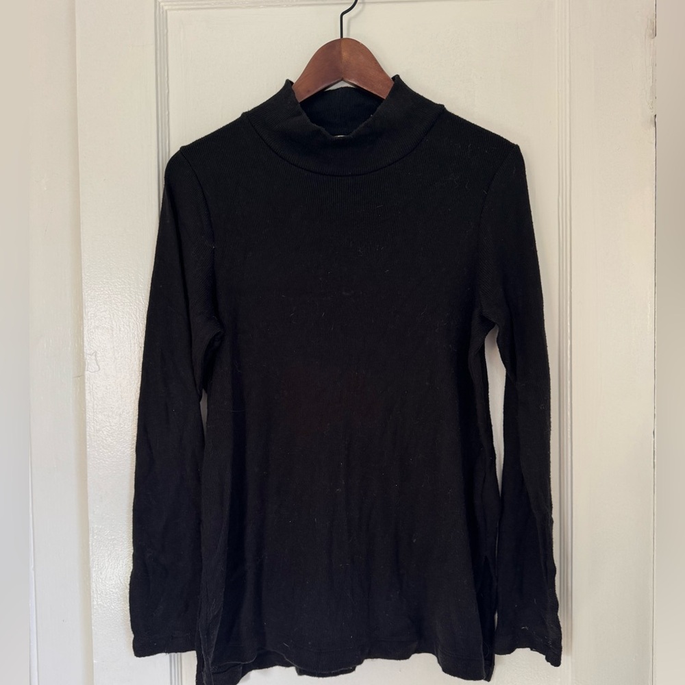 Banana Republic Mock Neck Thin Tunic Sweater. Small